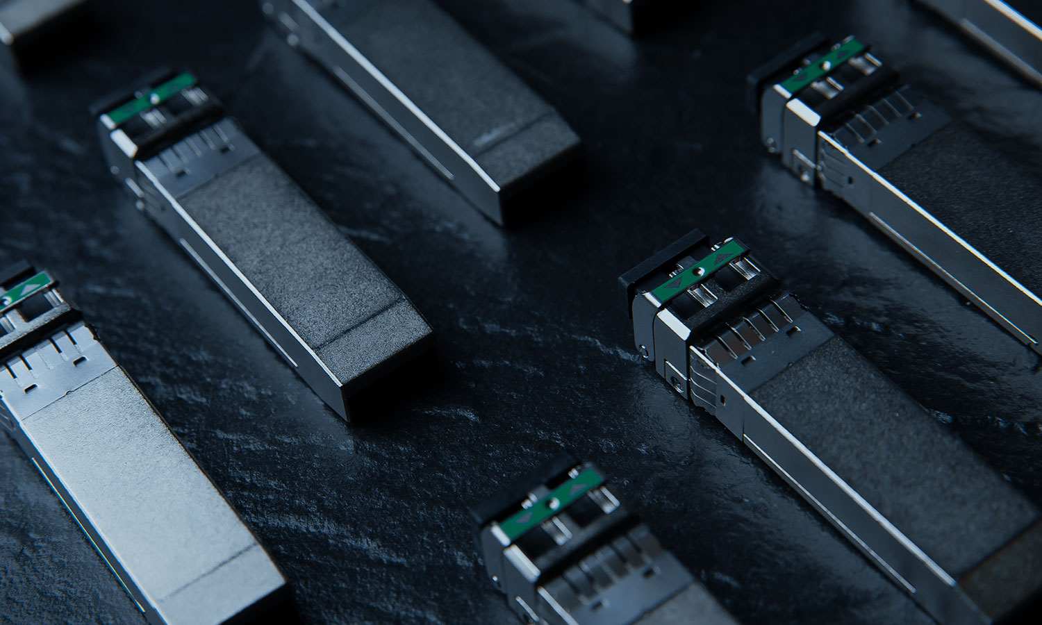 10Gbps Narrow Tunable SFP+ optical transceiver module
